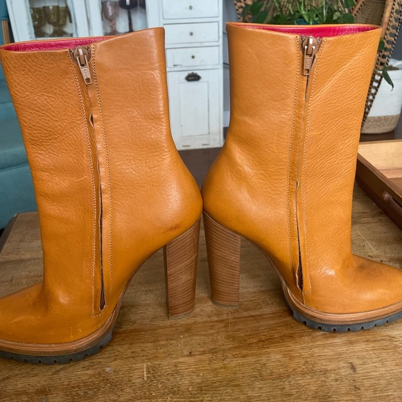 Amanda Gregory Short Lugsole Boots Size 8 - Picture 5 of 12